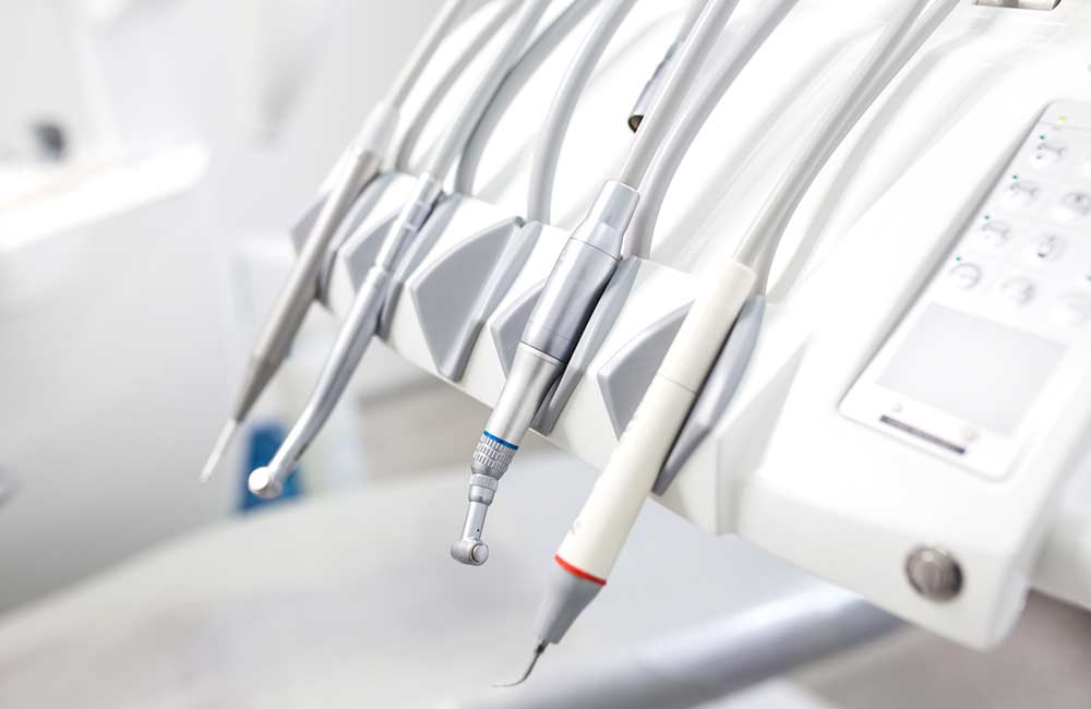 Czy borowanie zęba musi boleć?