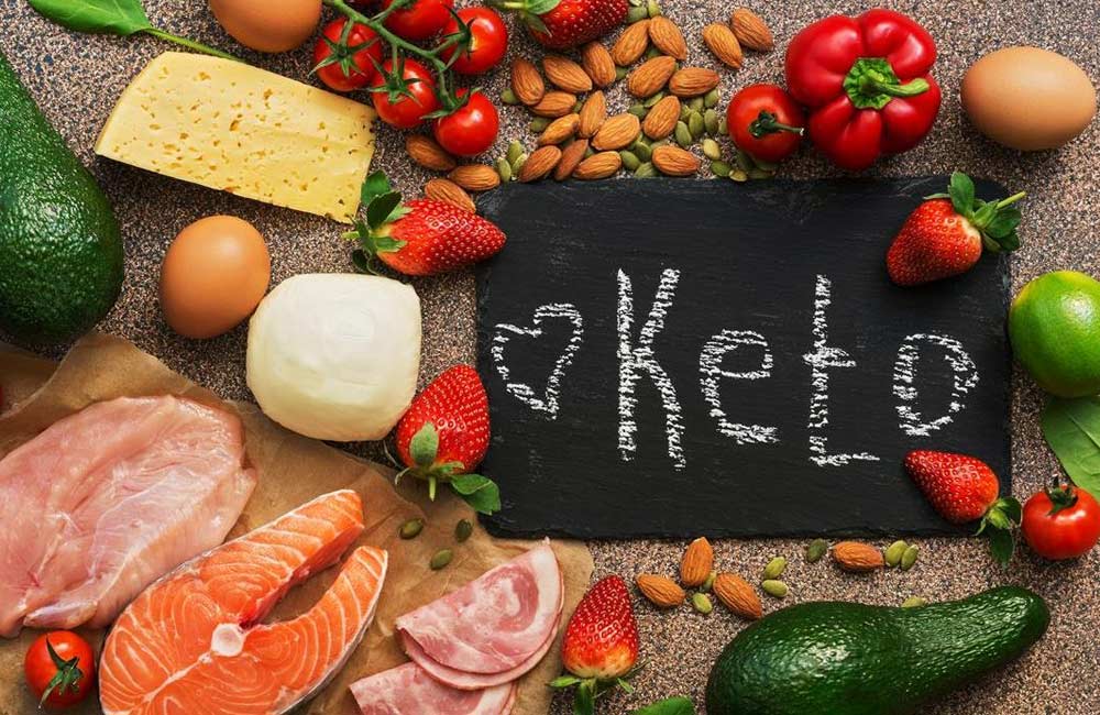 Keto suplementy: co, kiedy, ile i jak często stosować na diecie ketogenicznej?