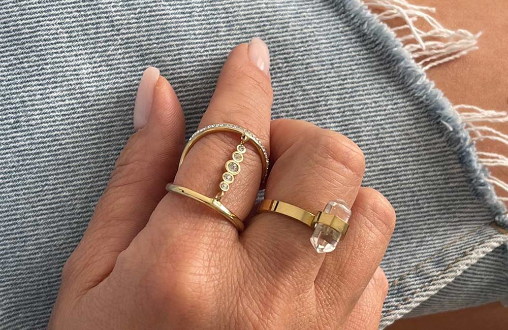 Pierścionki pozłacane ze stali szlachetnej