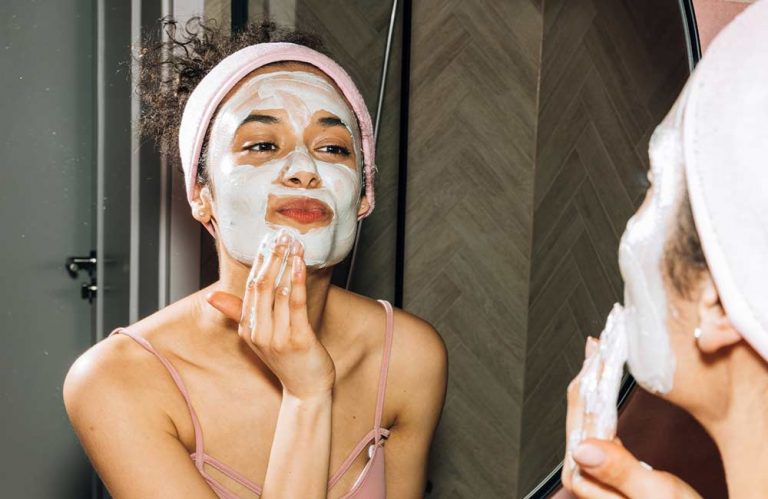 Zasady prawidłowej pielęgnacji skóry - dermokosmetyki do mycia twarzy