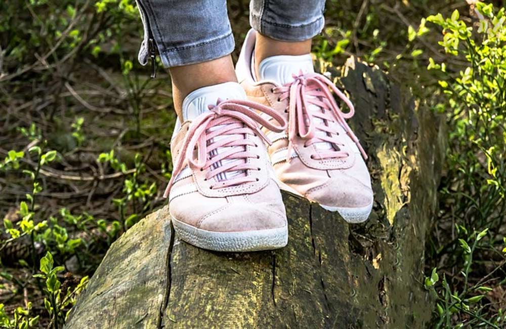 Odśwież Swój Styl z Półbutami Damskimi Jenny Fairy i Born2be