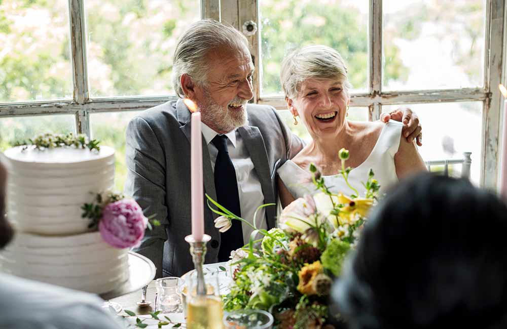 Prezent na rocznicę ślubu dla rodziców – co kupić?