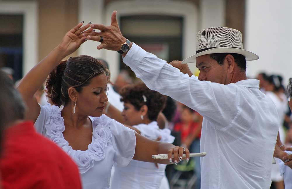 Salsa: Taniec dla Każdego Salsa: Taniec dla Każdego